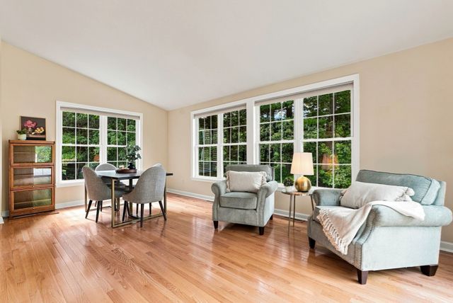 3 Washington Lane, Hopkinton, MA 01748