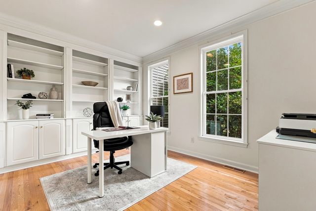 3 Washington Lane, Hopkinton, MA 01748