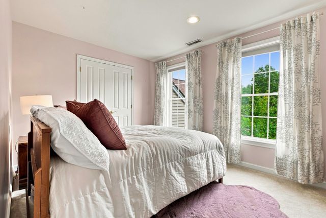 3 Washington Lane, Hopkinton, MA 01748
