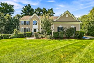 3 Washington Lane, Hopkinton, MA 01748