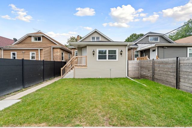 4630 W Montana Street, Chicago, IL 60639