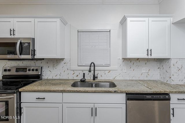 4124 Walker Avenue, Toledo, OH 43612