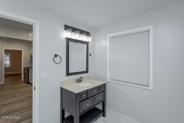 4124 Walker Avenue, Toledo, OH 43612