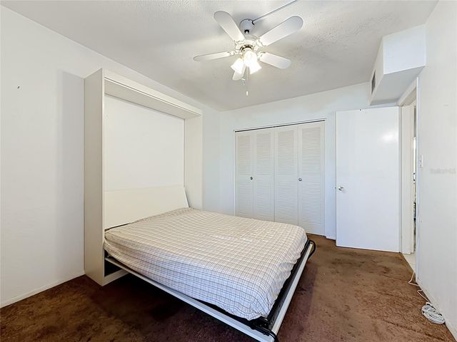 9945 47TH AVENUE N 203, St Petersburg, FL 33708