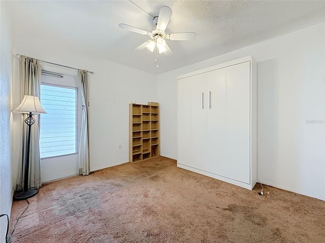 9945 47TH AVENUE N 203, St Petersburg, FL 33708