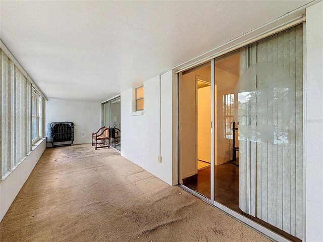 9945 47TH AVENUE N 203, St Petersburg, FL 33708