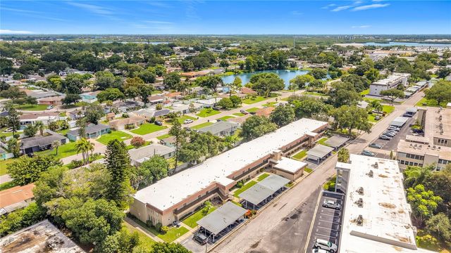 9945 47TH AVENUE N 203, St Petersburg, FL 33708