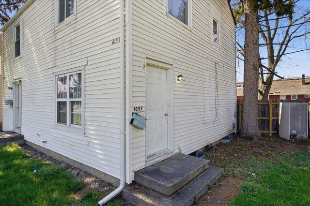 1037-1039 S James Road, Columbus, OH 43227