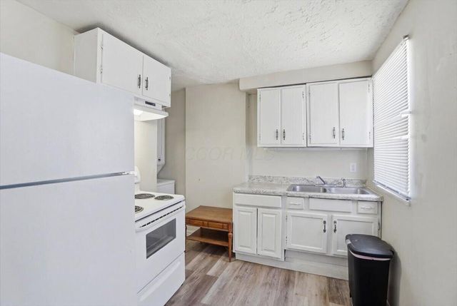 1037-1039 S James Road, Columbus, OH 43227