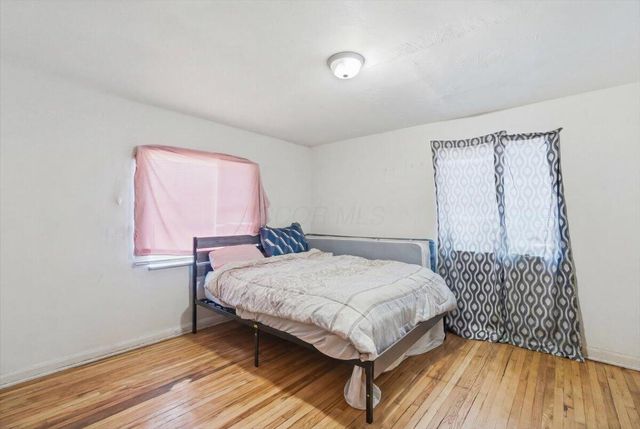 1037-1039 S James Road, Columbus, OH 43227