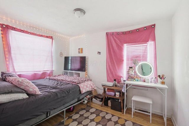 1037-1039 S James Road, Columbus, OH 43227