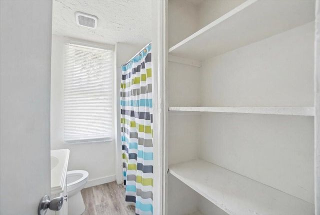 1037-1039 S James Road, Columbus, OH 43227