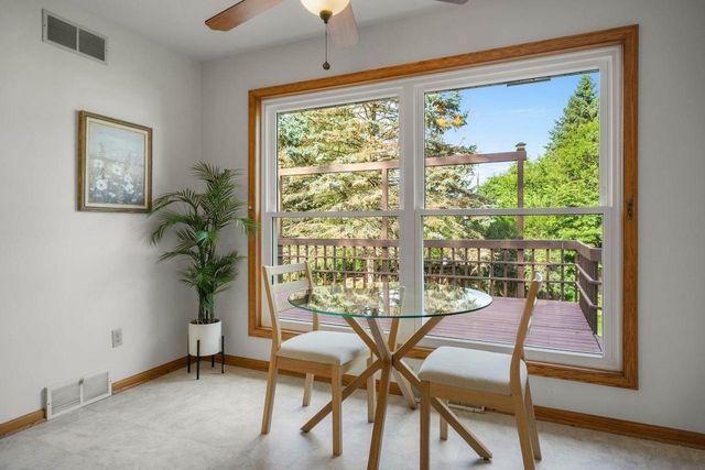 6 Lynbrook Circle, Madison, WI 53719
