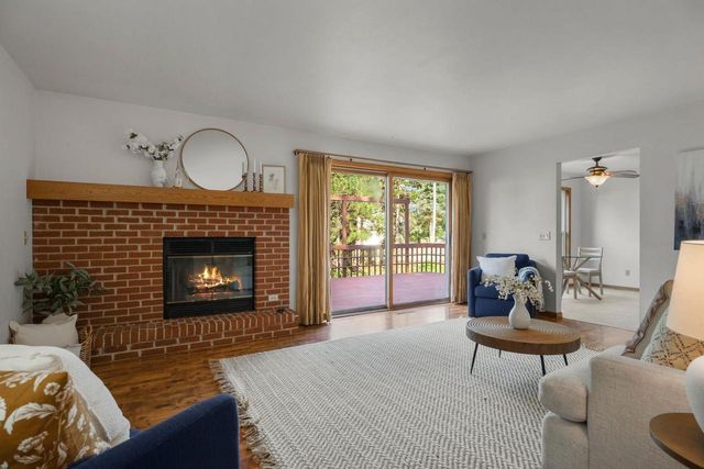 6 Lynbrook Circle, Madison, WI 53719