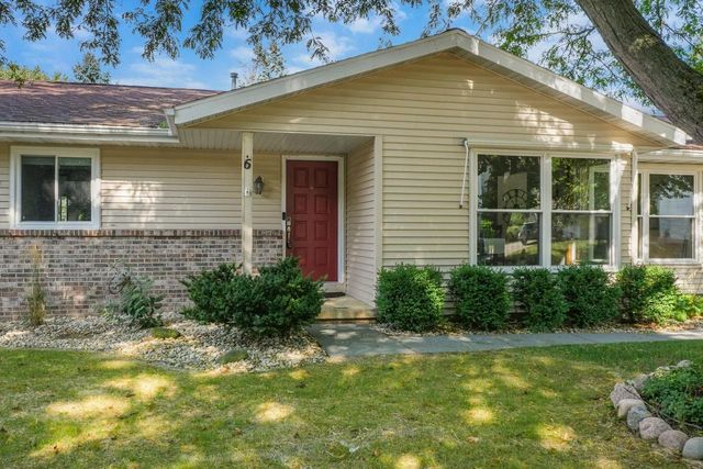 6 Lynbrook Circle, Madison, WI 53719