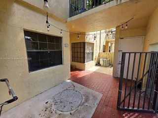 8824 SW 130th Ct 105, Miami, FL 33186