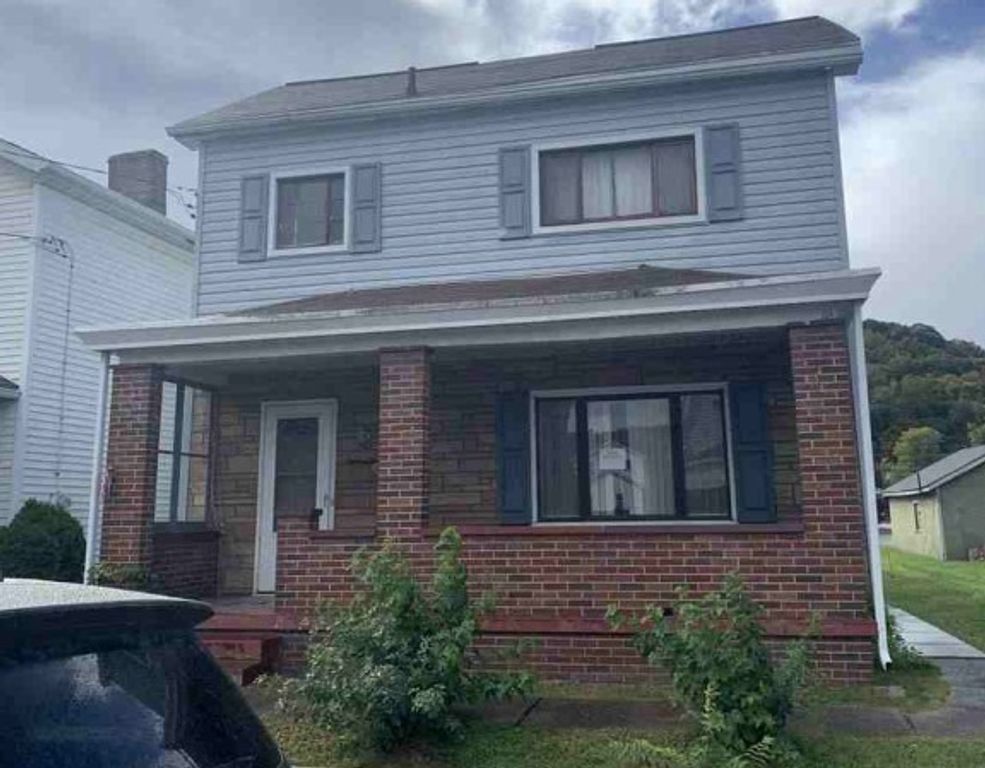 1540 Virginia Ave, Monaca, PA 15061
