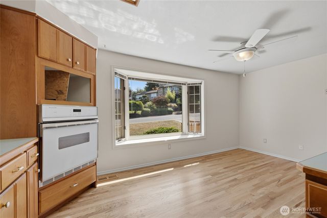 31423 42nd Place SW, Federal Way, WA 98023