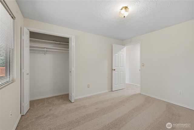 31423 42nd Place SW, Federal Way, WA 98023