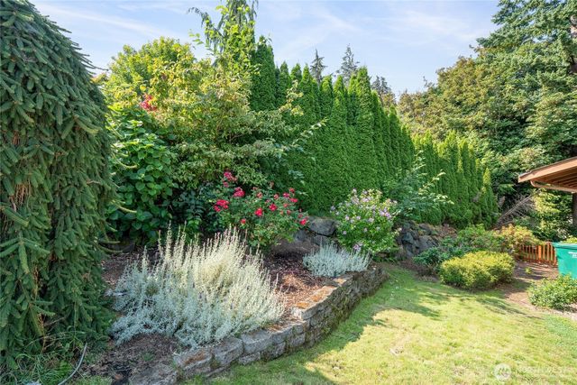 31423 42nd Place SW, Federal Way, WA 98023