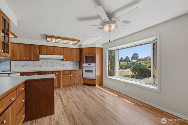 31423 42nd Place SW, Federal Way, WA 98023