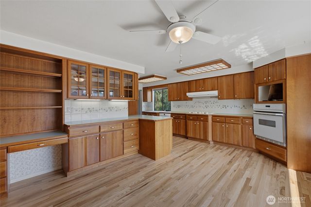 31423 42nd Place SW, Federal Way, WA 98023