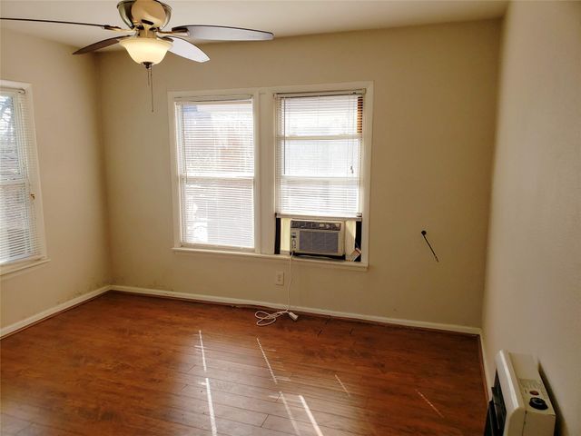 6038 Victor Street, Dallas, TX 75214