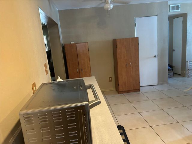 8000 54TH STREET N, Pinellas Park, FL 33781