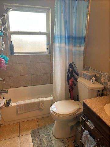 8000 54TH STREET N, Pinellas Park, FL 33781