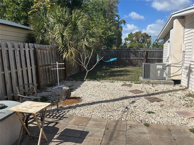 8000 54TH STREET N, Pinellas Park, FL 33781