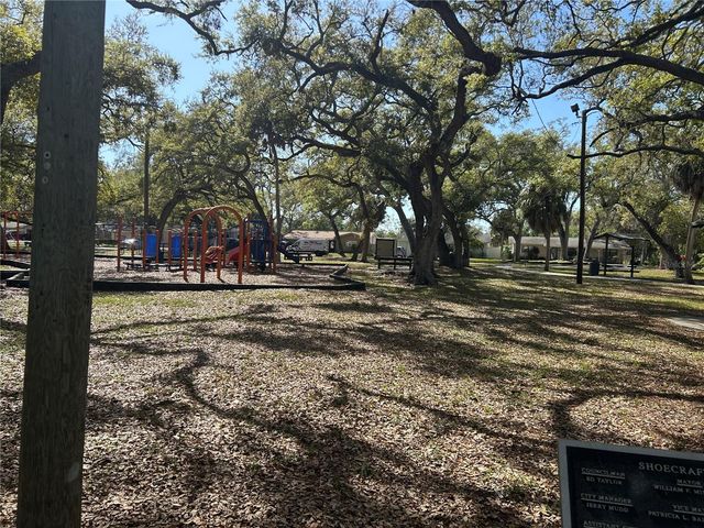 8000 54TH STREET N, Pinellas Park, FL 33781