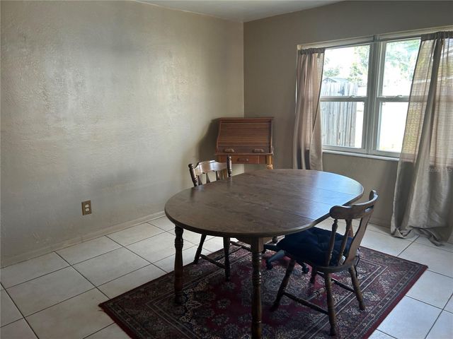 8000 54TH STREET N, Pinellas Park, FL 33781