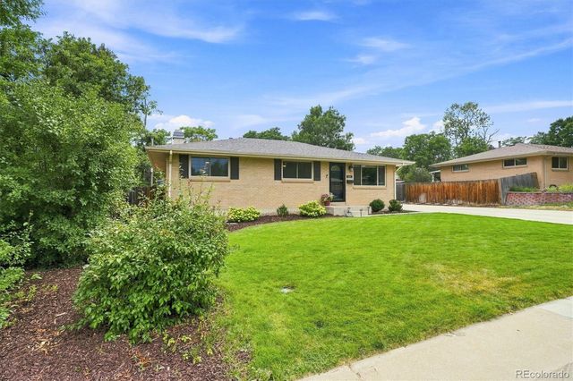 3104 W Pimlico Drive, Englewood, CO 80110