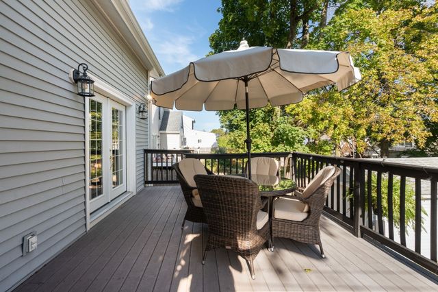 37 Arborway Dr, Braintree, MA 02184