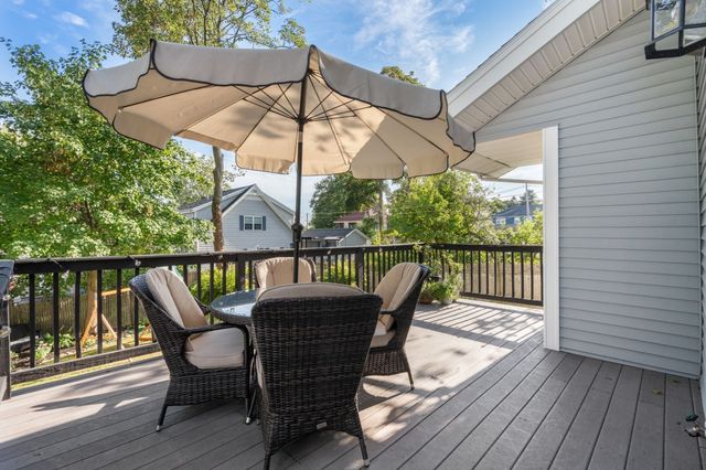 37 Arborway Dr, Braintree, MA 02184