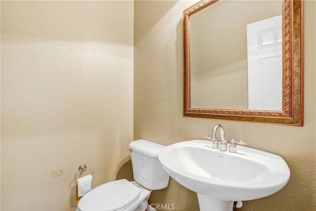 41031 Crimson Pillar, Lake Elsinore, CA 92532