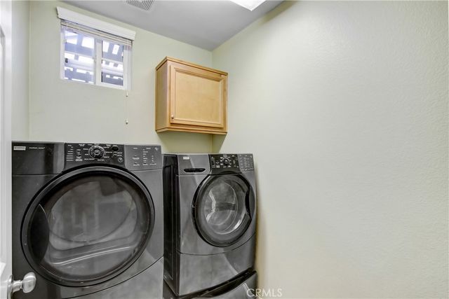41031 Crimson Pillar, Lake Elsinore, CA 92532