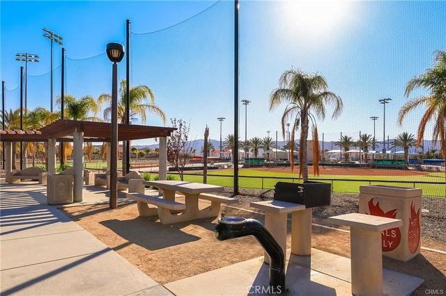 41031 Crimson Pillar, Lake Elsinore, CA 92532