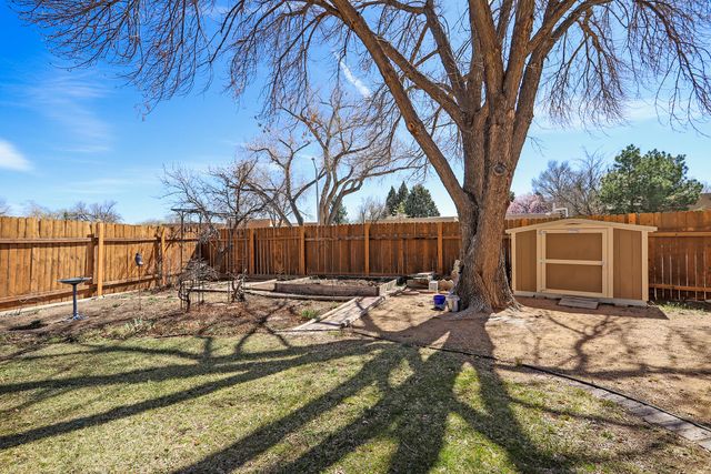 3400 Avenida Charada NW, Albuquerque, NM 87107