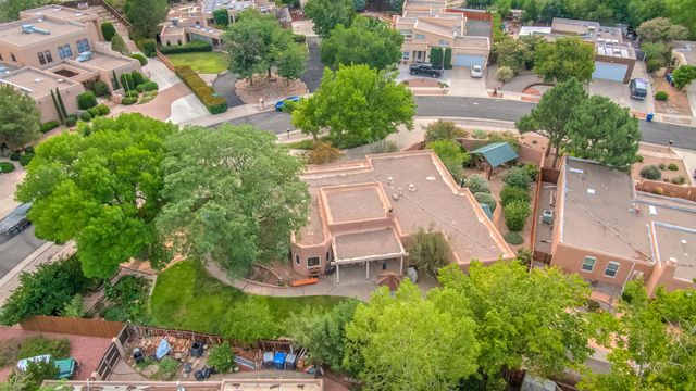 3400 Avenida Charada NW, Albuquerque, NM 87107