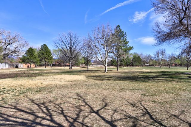 3400 Avenida Charada NW, Albuquerque, NM 87107