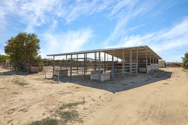 580 W Bowman Rd, French Camp, CA 95231