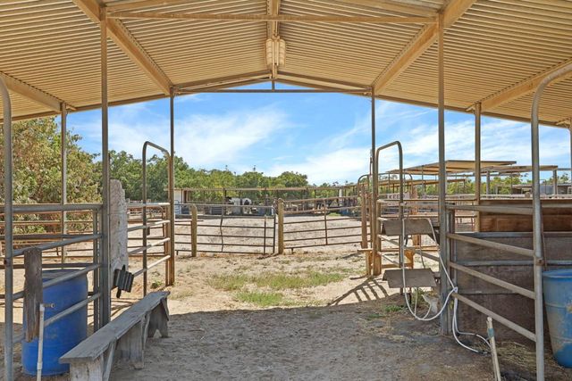 580 W Bowman Rd, French Camp, CA 95231