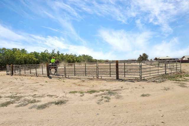 580 W Bowman Rd, French Camp, CA 95231