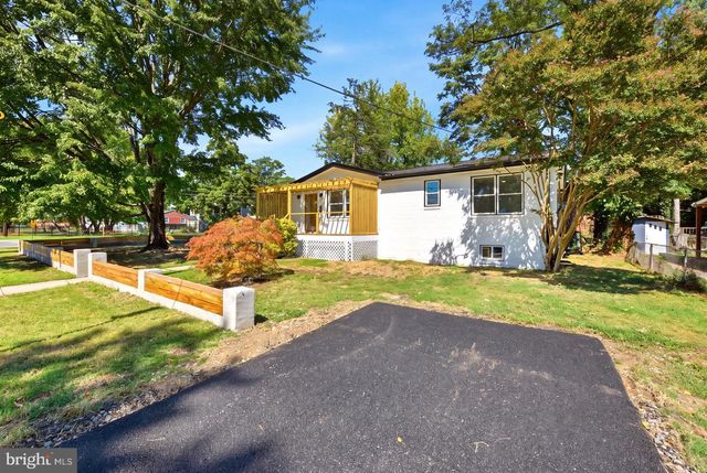4620 LACY AVE, Suitland, MD 20746