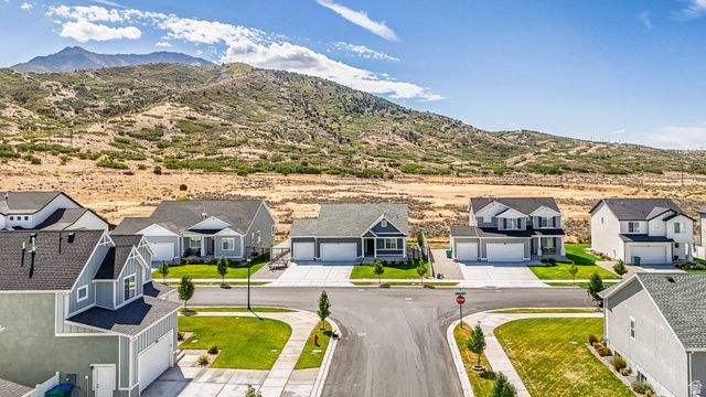 491 W BLUFF ST, Santaquin, UT 84655