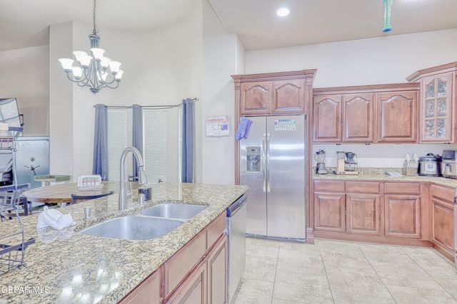 5448 MANUEL GAMEROS Drive, El Paso, TX 79934