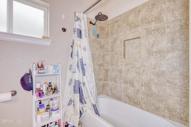 5448 MANUEL GAMEROS Drive, El Paso, TX 79934