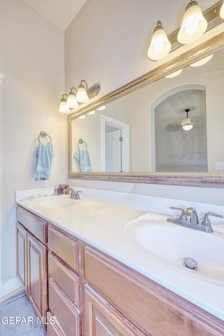 5448 MANUEL GAMEROS Drive, El Paso, TX 79934