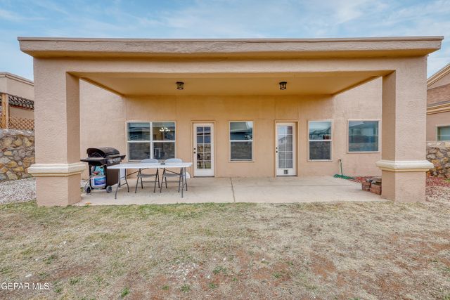 5448 MANUEL GAMEROS Drive, El Paso, TX 79934